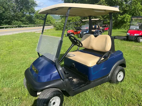 2017 Club Car Precedent I2 Gasoline