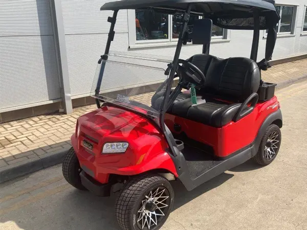 2022 CLUB CAR ONWARD ELECTRIC GOLF CART 2 PASSENGER GOLFER. CANDY APPLE RED METALLIC