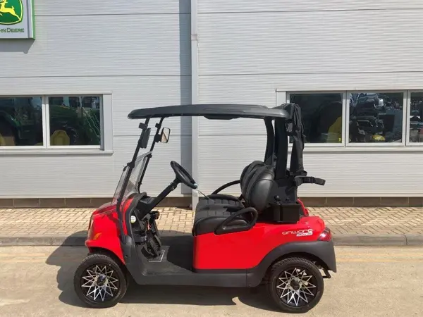 2022 CLUB CAR ONWARD ELECTRIC GOLF CART 2 PASSENGER GOLFER. CANDY APPLE RED METALLIC