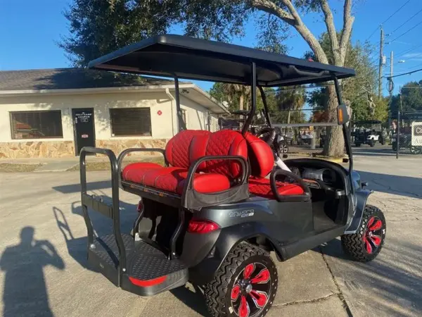 Club Car Onward Lifted 4 Passenger HP Lithium 2022