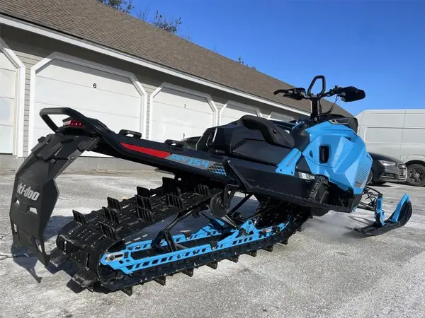 2019 Ski-Doo Summit® X® 850 E-TEC 154 PowderMax Light 2.5 S_LEV Blue