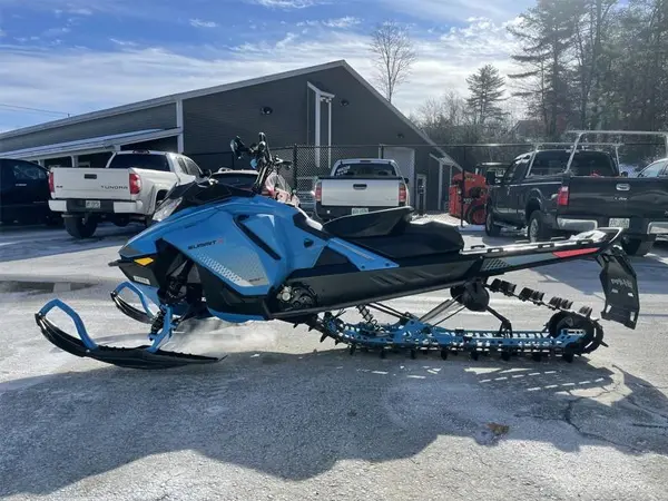 2019 Ski-Doo Summit® X® 850 E-TEC 154 PowderMax Light 2.5 S_LEV Blue