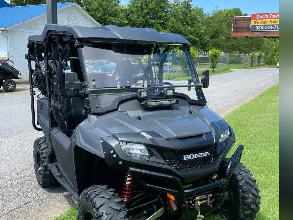 Pre-Owned 2015 Honda Pioneer 700-4