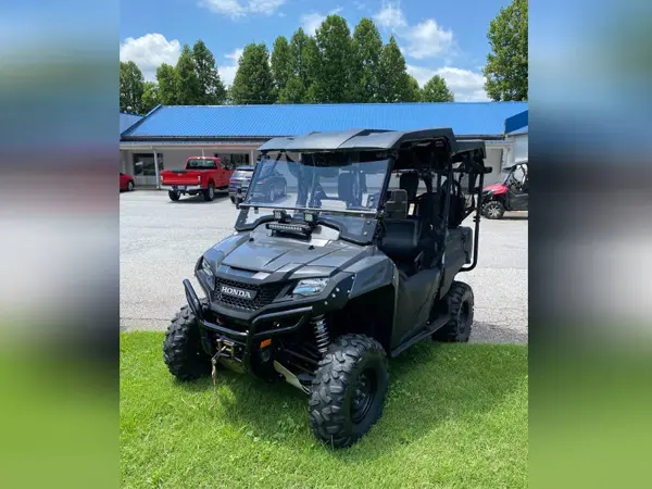 Pre-Owned 2015 Honda Pioneer 700-4