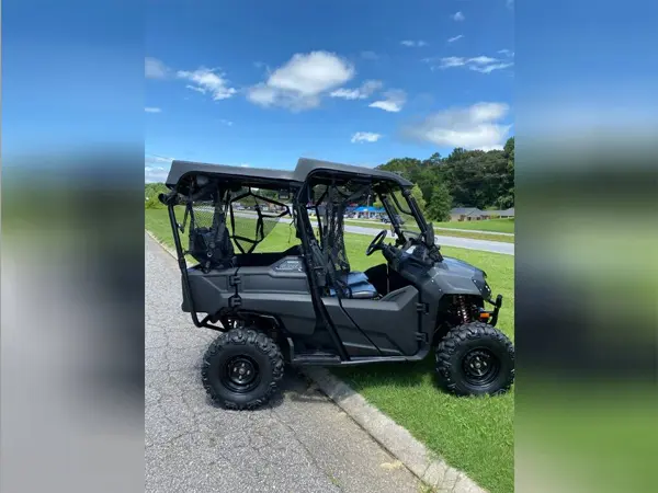 Pre-Owned 2015 Honda Pioneer 700-4